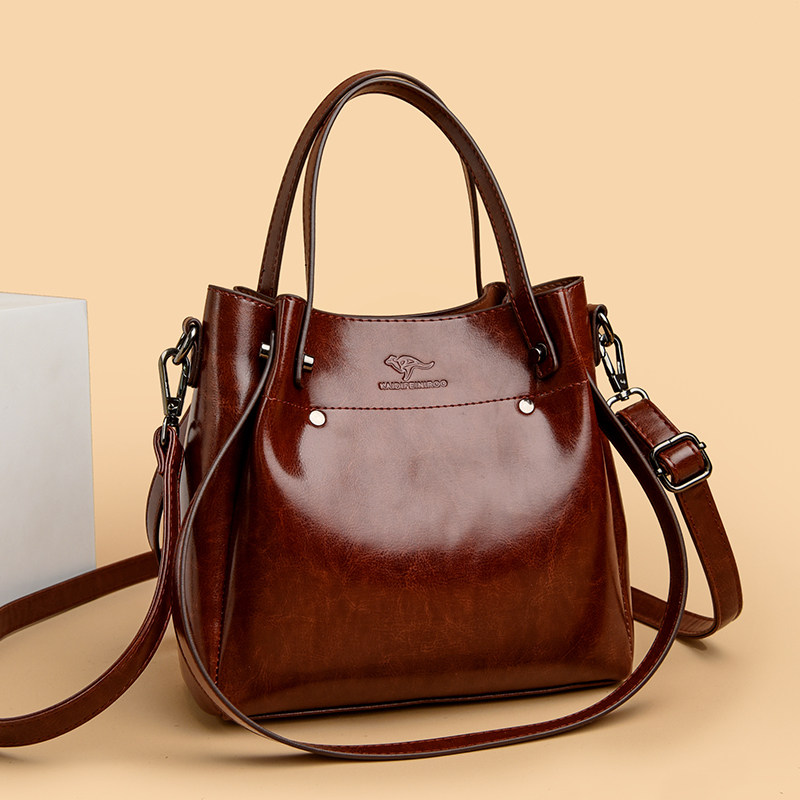 真皮女包2025新款简约大容量水桶包头层牛皮单肩斜挎包女士手提包