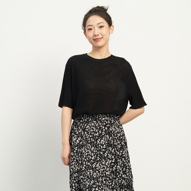 UGIZ2024年夏季新品商场同款宽松纯色竖条纹针织衫T恤女UBWH818