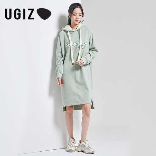 UGIZ冬季休闲字母印花针织连衣裙
