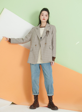 UGIZ商场同款2023春季韩版女装双排扣西装显瘦格纹外套女UAJG902