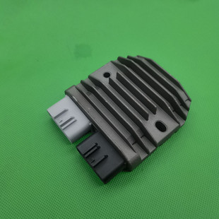 适用庞巴迪摩托艇 倒三轮火花 整流器电瓶充电器稳压器 硅 全地形