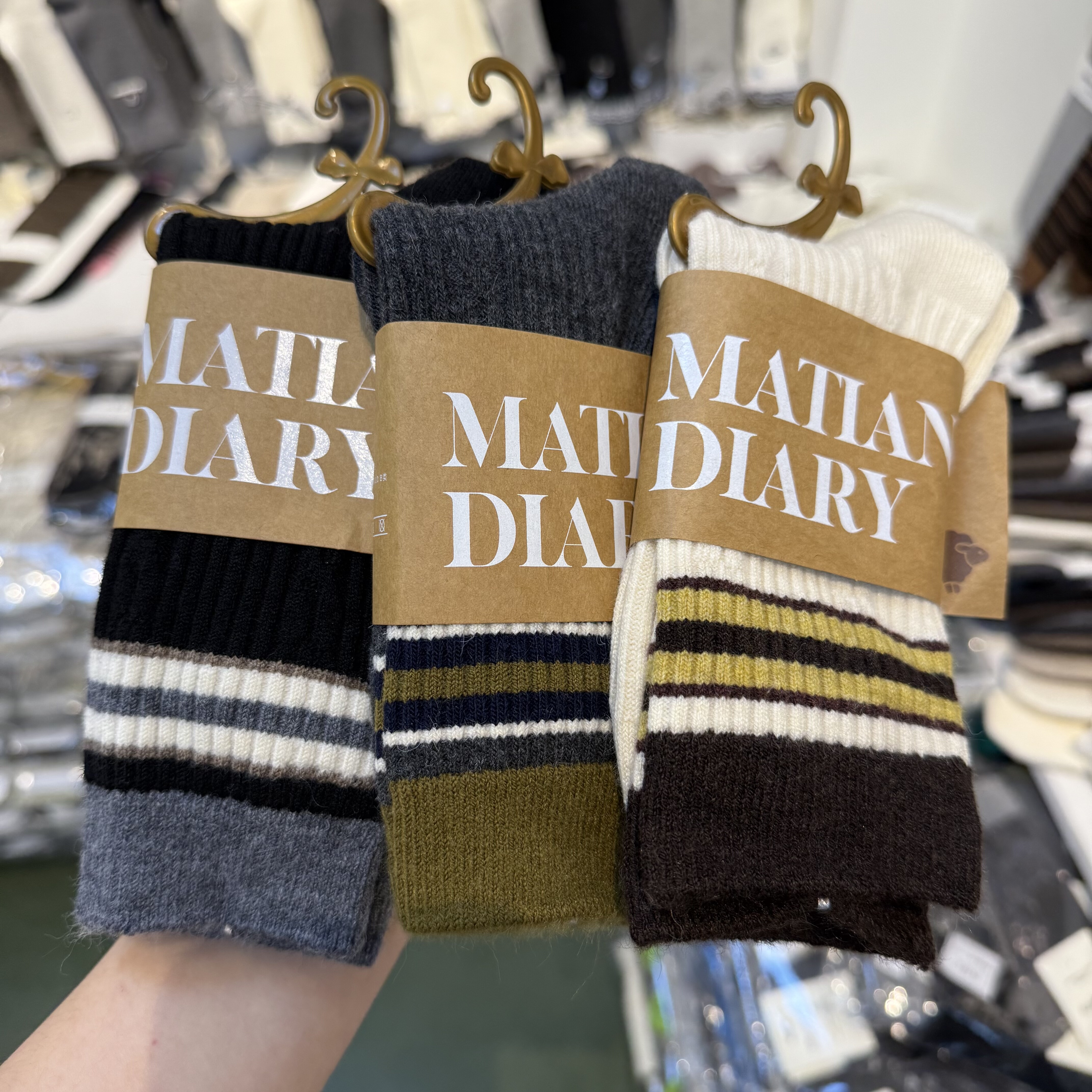 麻田日记秋冬羊毛内里拉绒加厚复古撞色条纹拼接双针保暖中筒女袜,女士内衣/男士内衣/家居服,中筒袜,淘宝优惠券,粉丝福利购,淘宝优惠卷