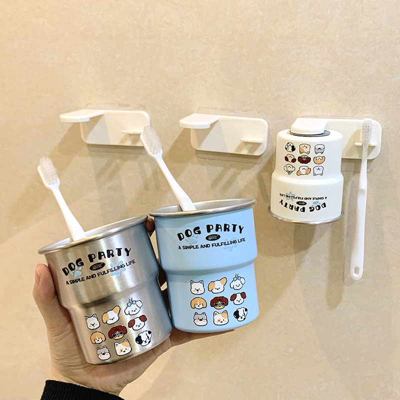 可爱高颜值卡通漱口杯免打孔磁吸洗漱杯情侣不锈钢壁挂式刷牙杯
