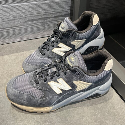NewBalanceNB580灰白男女复古鞋