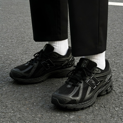 New Balance NB 1906R舒适减震休闲跑步鞋 男女同款 黑色M1906RCH