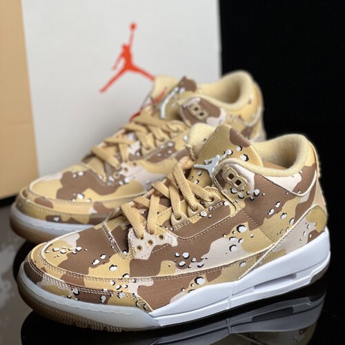 Jordan Air Jordan 3潮流 中帮 复古篮球鞋 女款 棕色HM4301-200