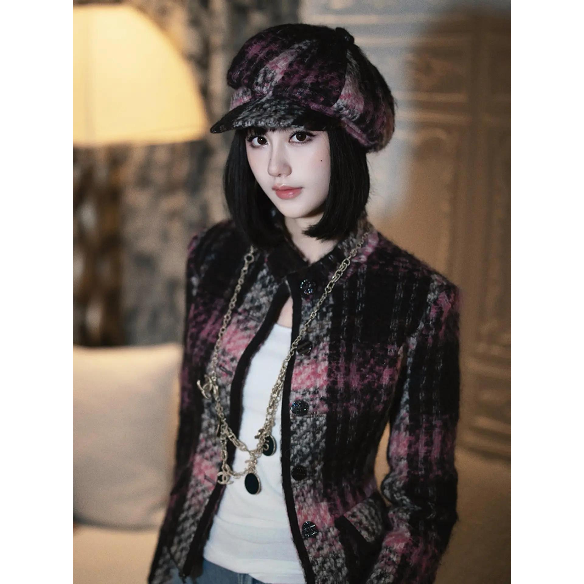 慵懒风黑粉拼色羊绒毛呢短外套