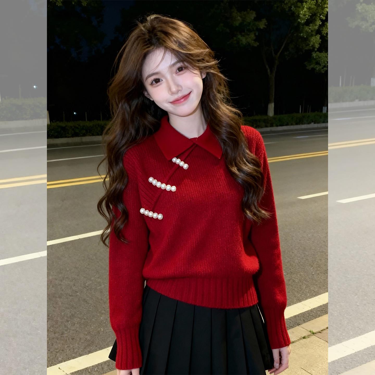 2025超好看秋冬国风红色翻领设计显瘦保暖复古通勤风优雅风毛衣女