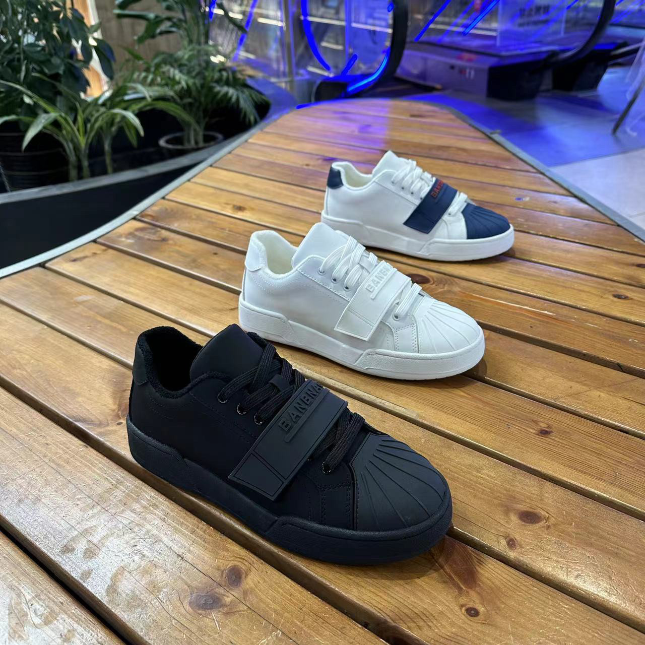 欧洲站2024春夏时尚男士运动鞋轻便百搭拼色系带网面透气休闲板鞋,流行男鞋,单鞋,淘宝优惠券,粉丝福利购,淘宝优惠卷