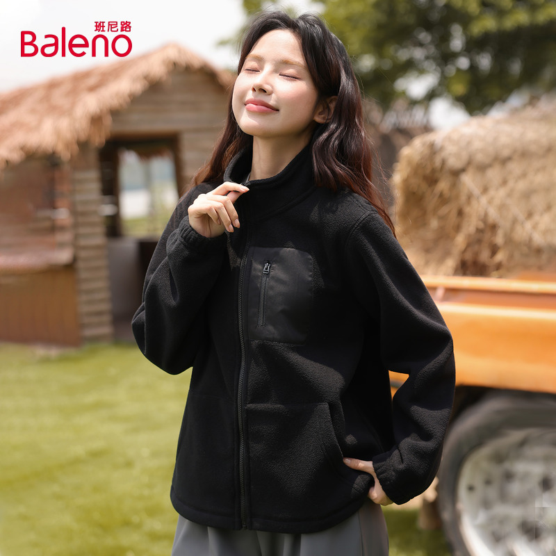 班尼路黑色加绒开衫外套女款