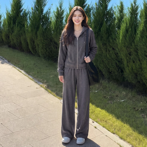 班尼路连帽休闲运动套装女秋季新款小个子针织外套阔腿裤两件装Q