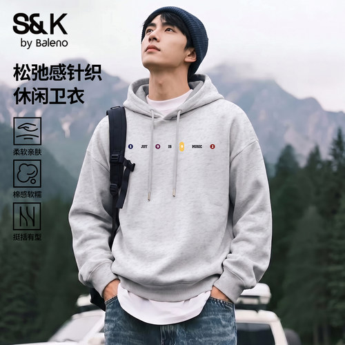 班尼路美式字母印花连帽卫衣男款