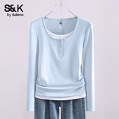 班尼路S&K系蓝色假两件打底衫 t恤H u领纽扣长袖 女内搭2026秋季 新款