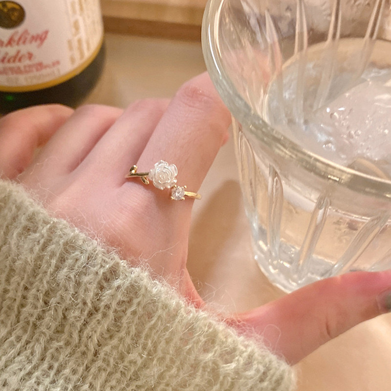 山茶花开口戒指女可调节小众设计时尚个性轻奢高级感锆石食指戒