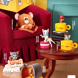 正品必胜客猫和老鼠玩具手办摆件联名周边杰瑞汤姆咖啡杯感应灯