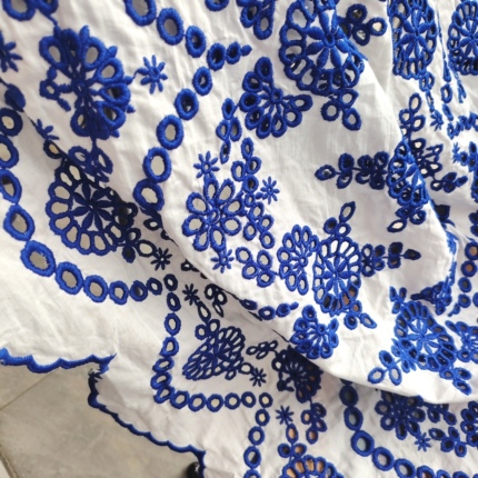 Heavy Embroidery on White Background with Blue and White Porcelain Hydrangea Embroidery, Double-Sided Positioning, Pure Cotton Fabric with Lace Trim for Dress Material
