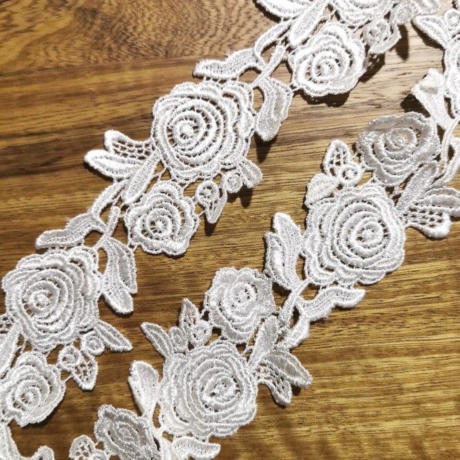 手工辅料进口乳白色花朵水溶丝线花边宽度5厘米