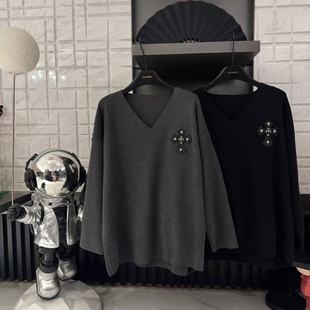 女款 秋季 潮牌质感v领十字架套头毛衣CP563 高级疏离感