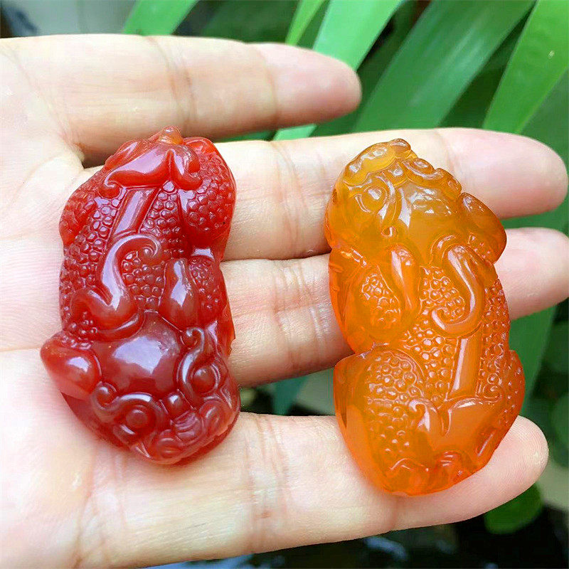 红玛瑙大号貔貅吊坠项链