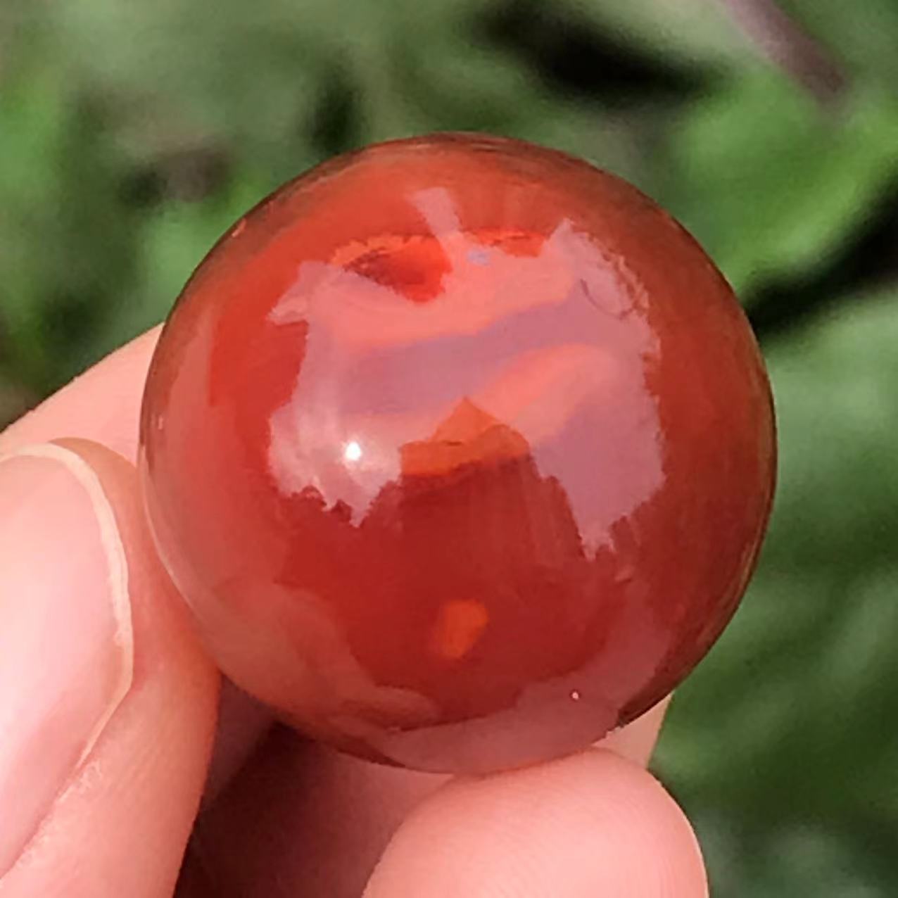 梅林达天然南红玛瑙原矿大圆珠