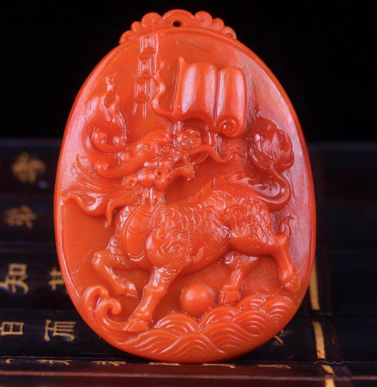 Melinda/梅林达【宝善】天然南红玛瑙吊坠苏工精雕麒麟瑞兽玉挂件