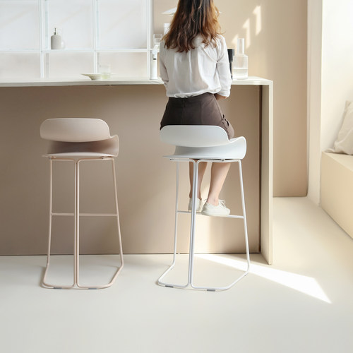 Scylla北欧吧台椅现代简约高脚凳