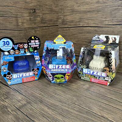 正版spinmaster比斯精灵电子宠物机游戏经典怀旧宠物喂养互动玩具