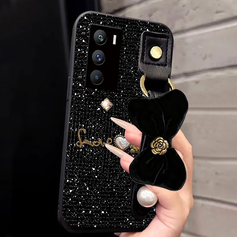 2026马年新年款，磨砂光闪皮，防摔耐磨