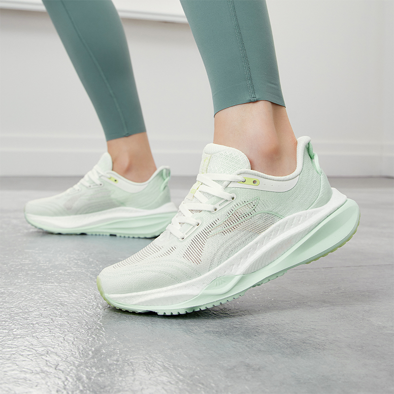 赤焰4跑步鞋运动鞋女鞋361