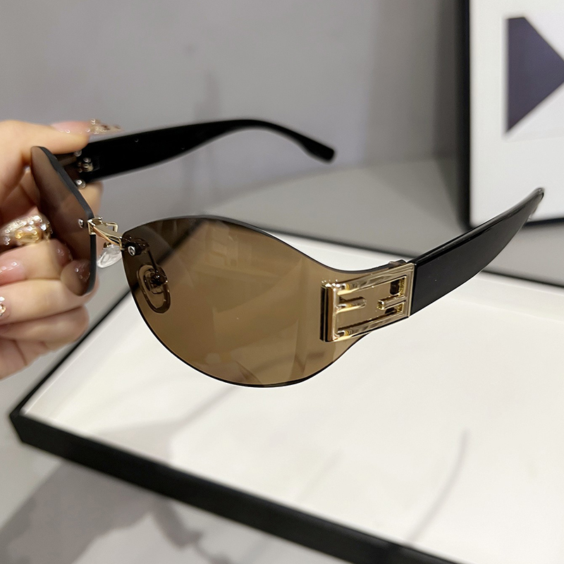 墨镜2025新款潮女太阳镜圆脸网红款时尚防紫外线开车gm眼镜男显瘦