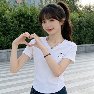 笑脸V领短袖T恤女夏显瘦百搭