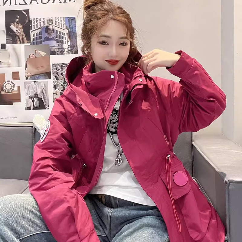 冲锋衣外套女秋季新款棒球服收腰中长款时尚防风夹克连帽工装风衣