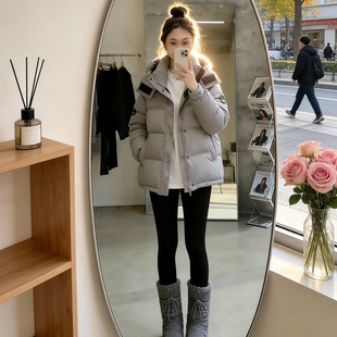 超好看冬季短款羽绒棉服女款2025新款冬装宽松大码保暖加厚外套潮