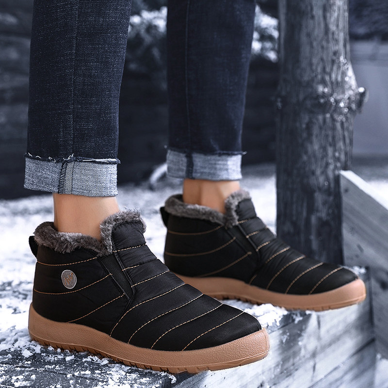 冬天东北矮帮雪地靴男冬防水防滑加绒加棉加厚大棉鞋一脚蹬面包鞋在类目 流行男鞋, 靴子中 - 来自Buy2taobao.com提供专业的淘宝代购服务