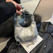 银色迷你手提包包女2025新款 小众设计链条斜挎包高级感上班小拎包