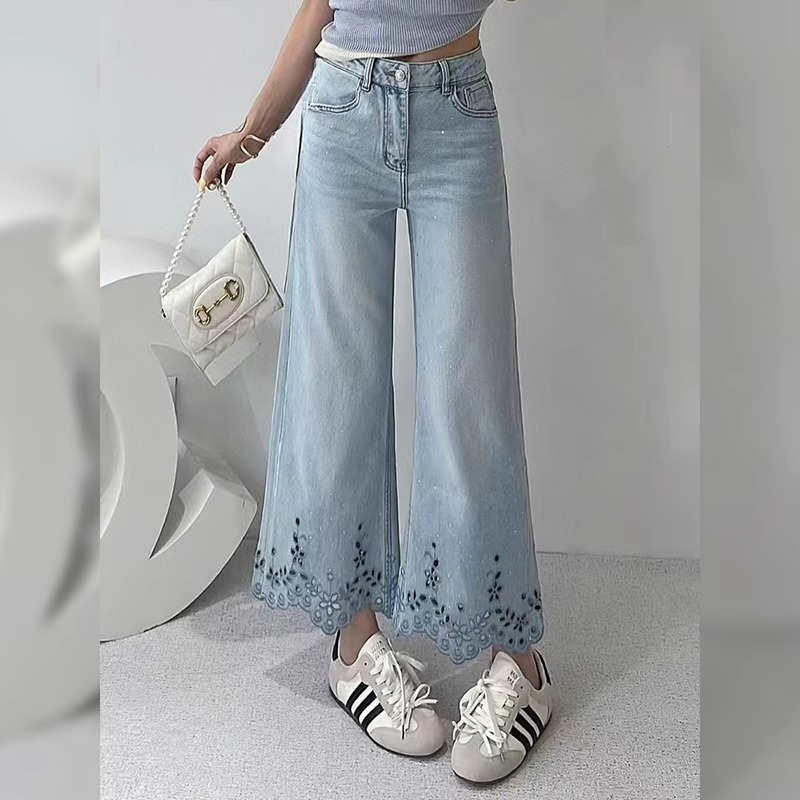 浅蓝色镂空刺绣花边牛仔裤女夏季薄款大码胖mm高腰九分直筒阔腿裤