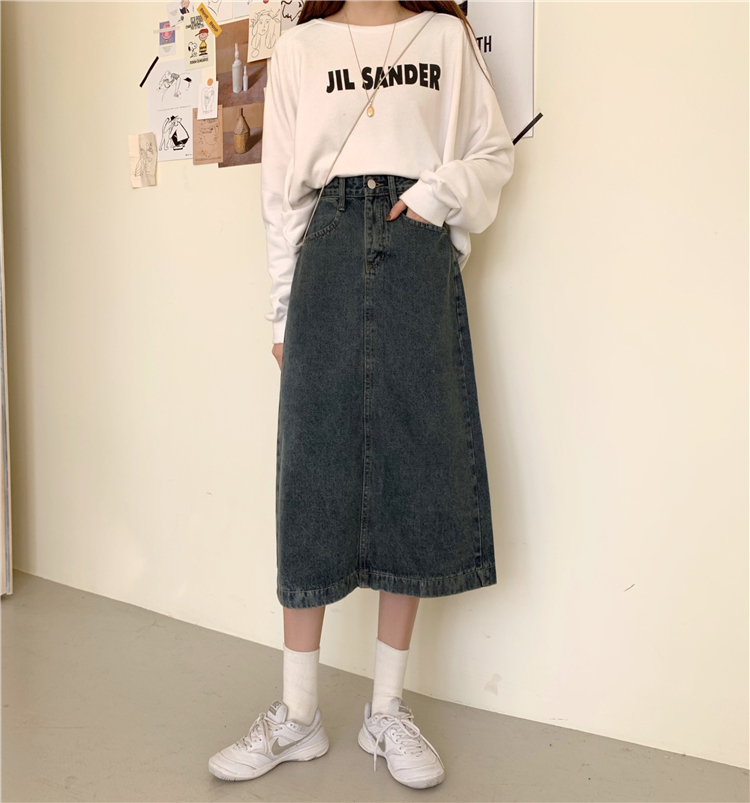Korean version of retro new autumn and winter high waist tube shows thin half length denim skirt