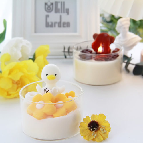 开心熊加油鸭香薰蜡烛礼盒