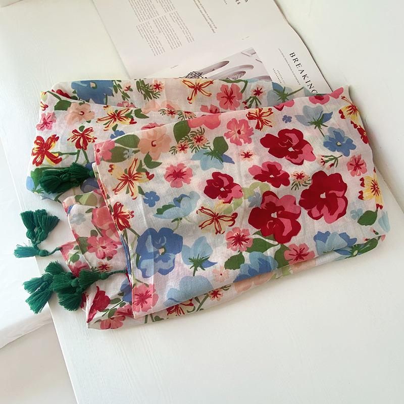 围巾新款欧美外贸春夏旅游棉麻沙滩巾长款挂流苏软糯防晒披肩