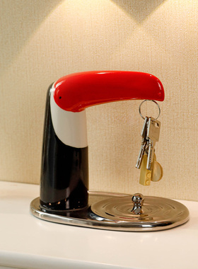 入户玄关钥匙磁吸收纳桌面托盘摆件创意置物架轻奢高档进门装饰品