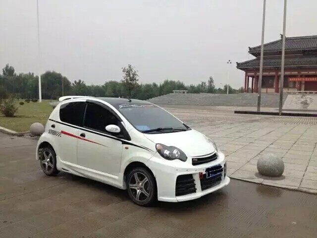 比亚迪F0大包围改装 F0尚酷版前后保险杠侧裙小尾翼加装
