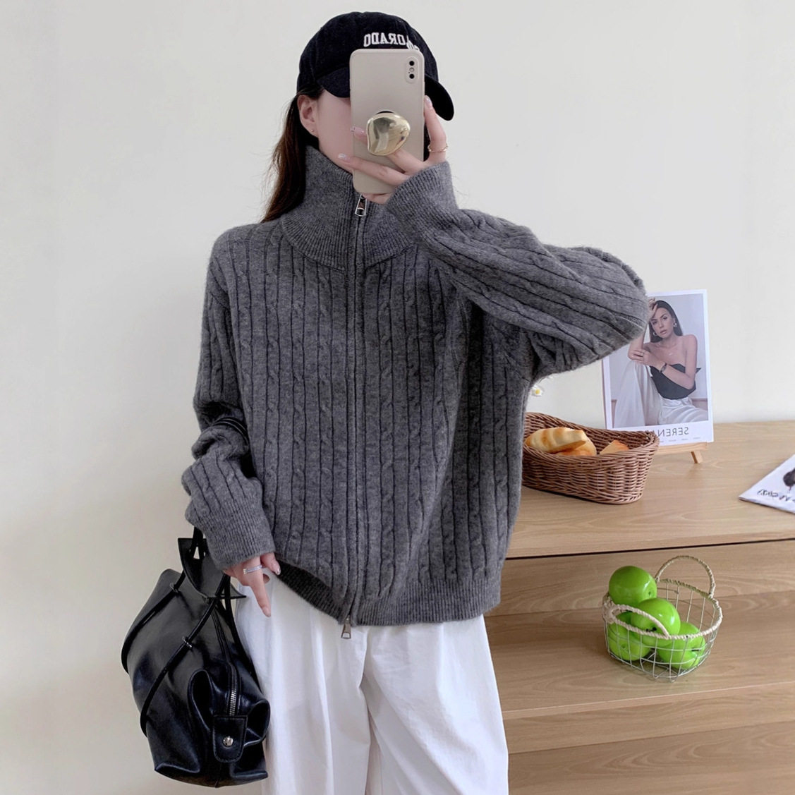 宽松慵懒风减龄毛衣外套女秋冬新款韩版麻花立领拉链时尚针织开衫