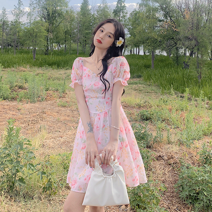 Real price ~ Pink Floral dress women's summer harvest waist show thin bubble sleeve oil painting first love skirt