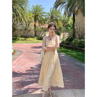 夏季新款吊带碎花连衣裙女梨型身材微胖穿搭小个子显瘦温柔中长裙