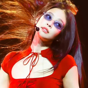 jennie演唱会同款无框墨镜女款2025新款古早y2k有色蓝色太阳眼镜