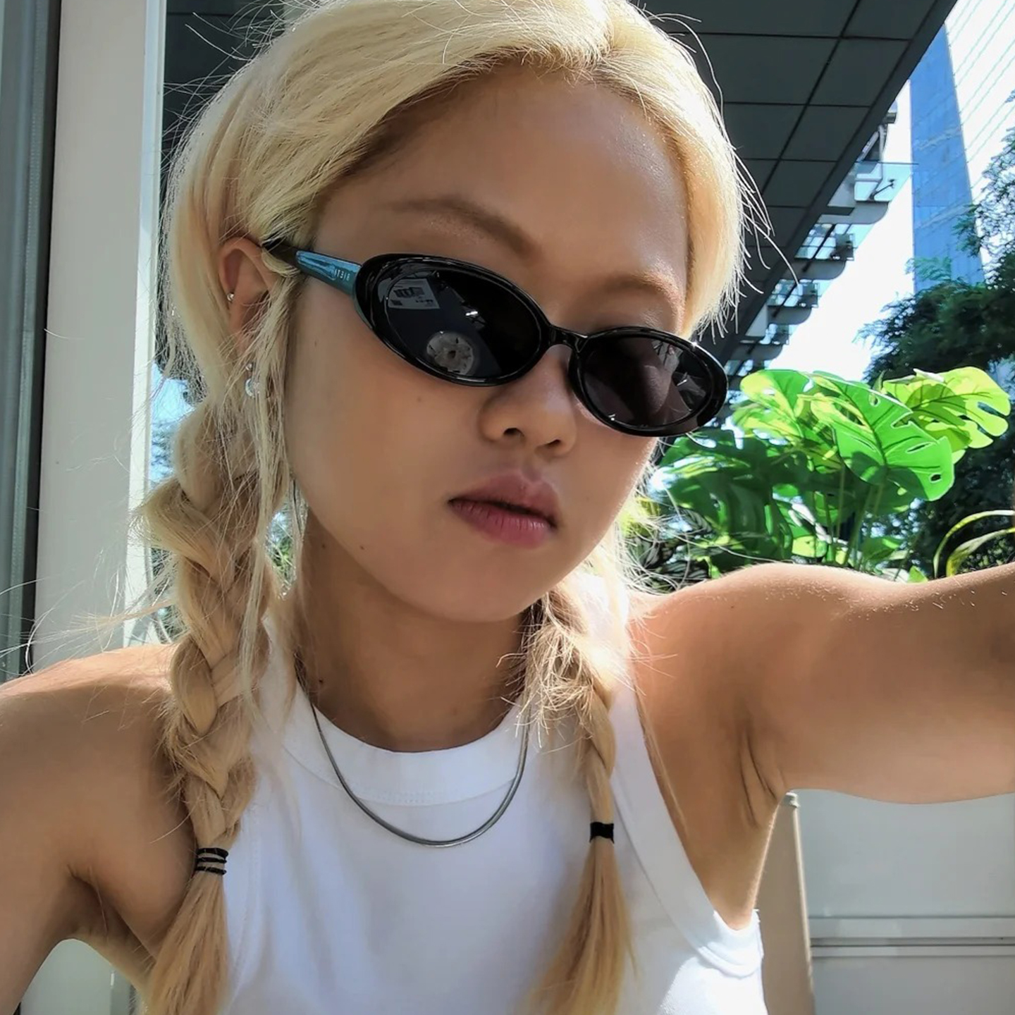 美式复古椭圆墨镜女款高级感小框小脸uv400辣妹遮阳猫眼太阳眼镜