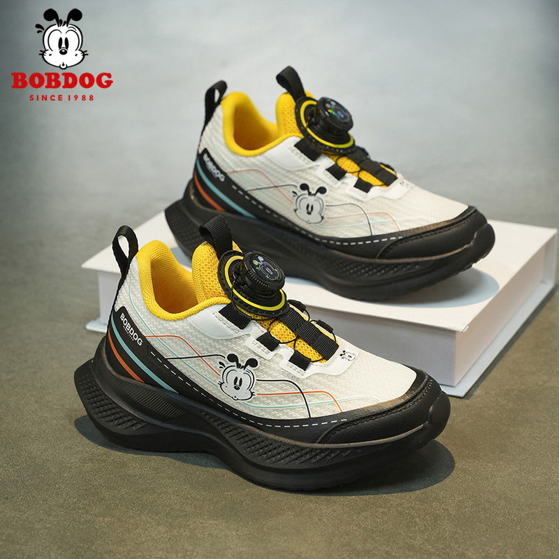 巴布豆儿童男孩专业跑步鞋2026新款网面透气防臭轻便男童运动鞋