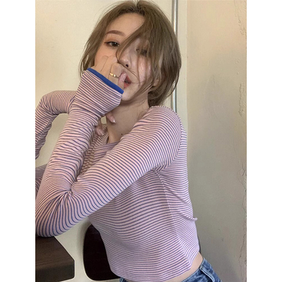 软糯德绒甜辣上衣短款秋冬甜辣风设计感修身复古条纹长袖打底衫女