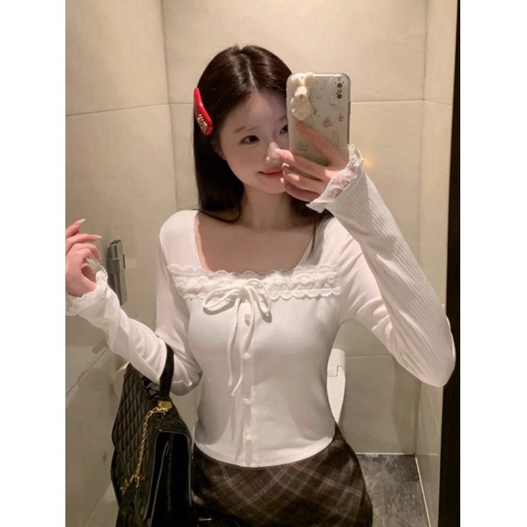 蕾丝花边拼接蝴蝶结T恤