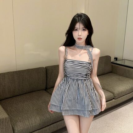 甜辣妹风条纹飘带抹胸吊带背心夏季新款设计感小众宽松无袖上衣女